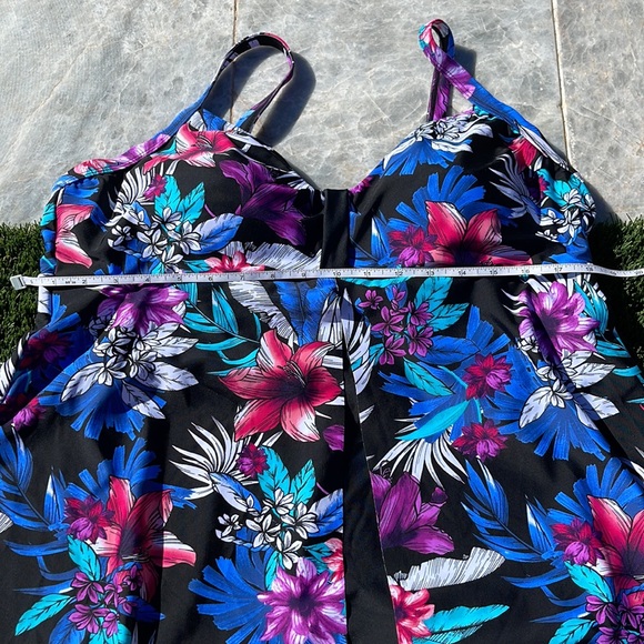 CROFT & BARROW | Floral Swim Top Only | Size 1X - Picture 7 of 8